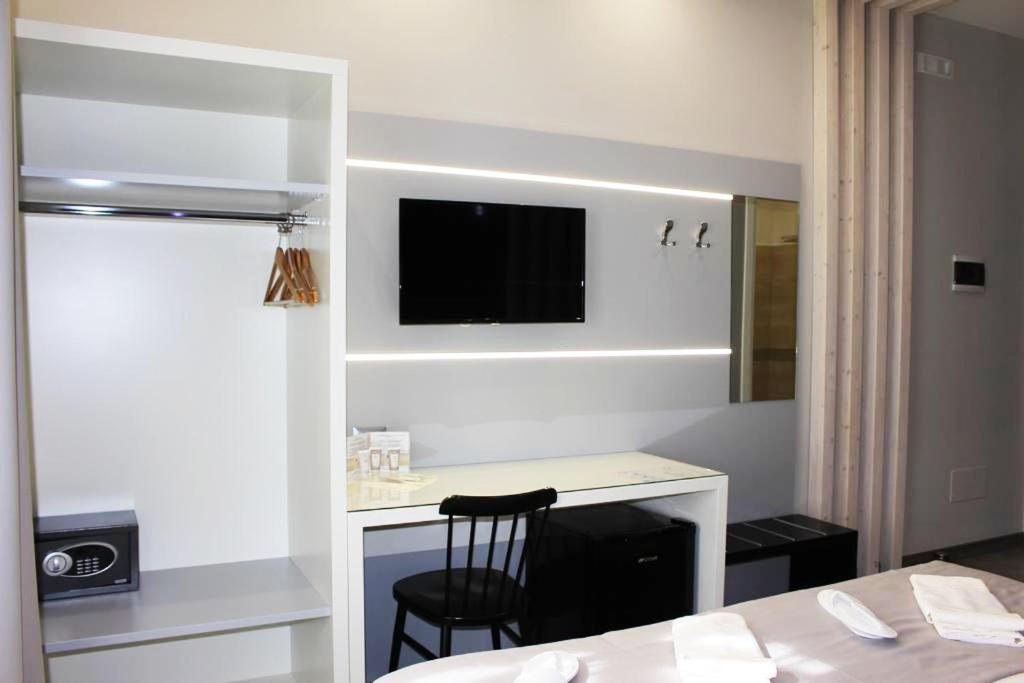 Holygold Suite **** Trinitapoli Екстер'єр фото